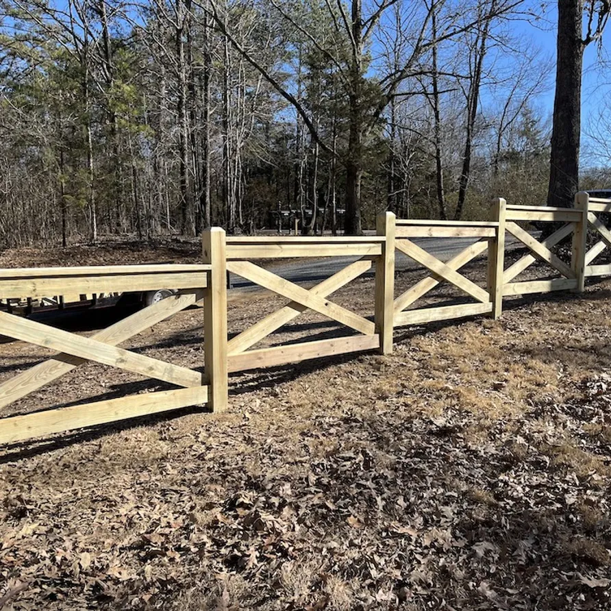 Fence and deck contractors in the Midsouth